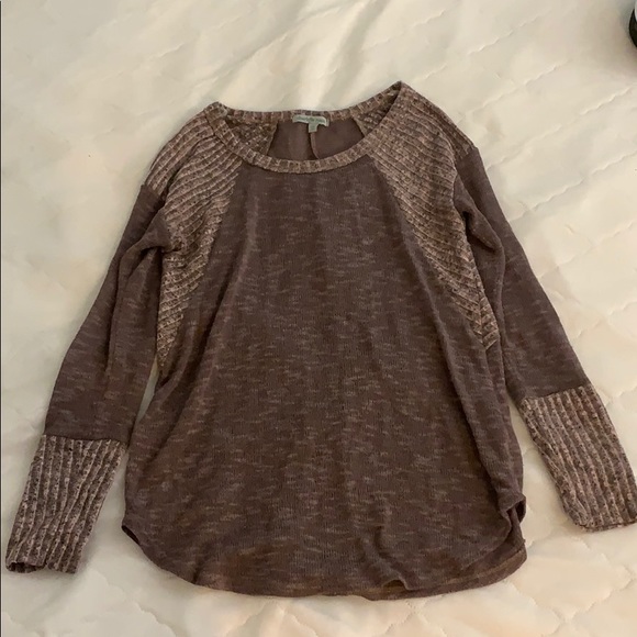 Sweater (purple hue) - Picture 1 of 1